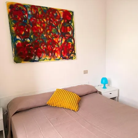 Praja House Апартаменти *